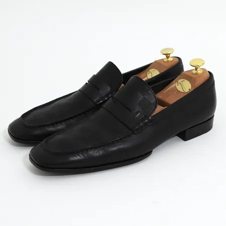 Ett par loafers  Louis Vuitton, brunt skinn, stl 8/EU42, märkta N FA 0075, dustbag, fint skick