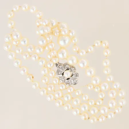 Pärlcollier med vita stenar, doserat, längd 49cm, bredd 3-7mm, vitguld, defekt, bör träs om, 18K, bruttovikt: 13g Vikt: 0 g