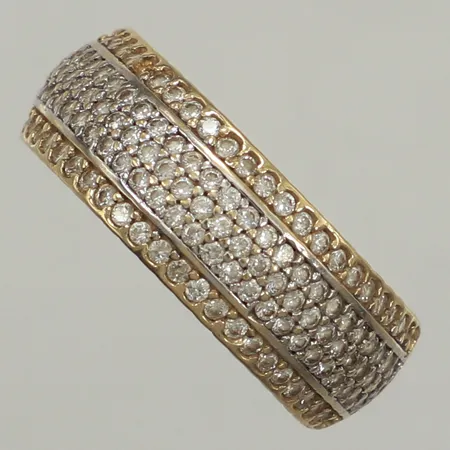 Ring, vita stenar, stl 17¾, bredd 2,4-7,2mm, 14K Vikt: 2,8 g