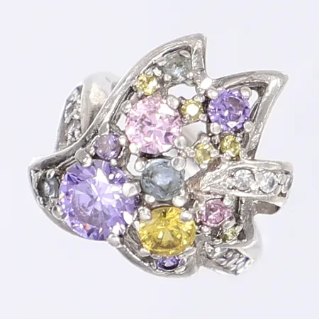 Ring med färgade stenar, GHA, stl 14¾, bredd 2-20mm, silver 925/1000 Vikt: 5,9 g
