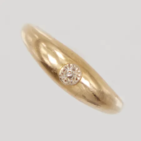 Ring, stl 17, bredd 1,5-5,2mm, åttkantslipade diamant ca 1x0,01ct, ojämn skena, GFAB, 18K,  Vikt: 1,2 g