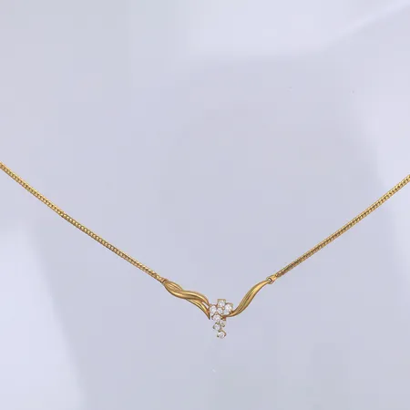 Collier, vita stenar, 42cm, hängdel 18 x 30mm, kattfotstämpel, 18K Vikt: 6,1 g