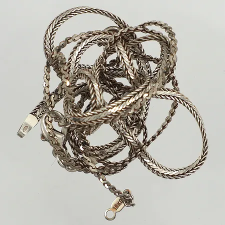 Kedja, defekt länk, längd 42,5cm,silver, kedja, vit metall, längd 46cm, bruttovikt 10,9g Vikt: 10,9 g