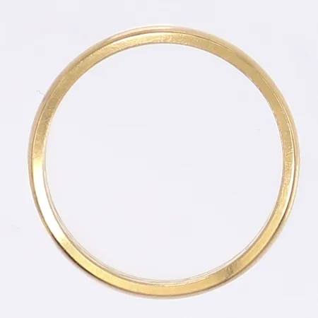 Ring slät, stl 18, bredd 3mm, gravyr, repor, 18K Vikt: 3,4 g