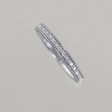 Ring med diamanter 0,15ct Schalins, Ø 16 mm, graverad 18K 3,3 g Vikt: 3,3 g
