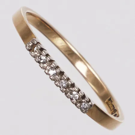 Ring, diamanter 5 x ca0,01ct, stl 20¾, Örns Juvelatelje år 1978, en diamant saknas, 18K  Vikt: 2,6 g