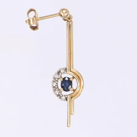 Udda örhänge med diamanter 4x ca 0,005ct samt blå sten troligen safir, 36x9mm, 18K Vikt: 1,7 g