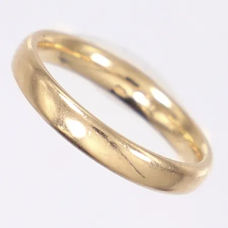 Ring slät, stl 17½, bredd 3mm, gravyr, 18K Vikt: 4,3 g