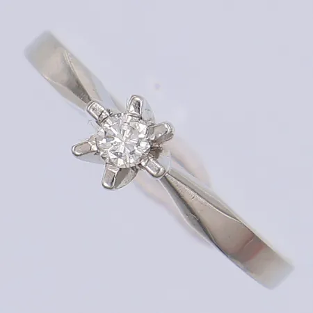 Ring, diamant ca 0,08ct, stl 14½, vitguld, importstämpel, 18K Vikt: 2,2 g