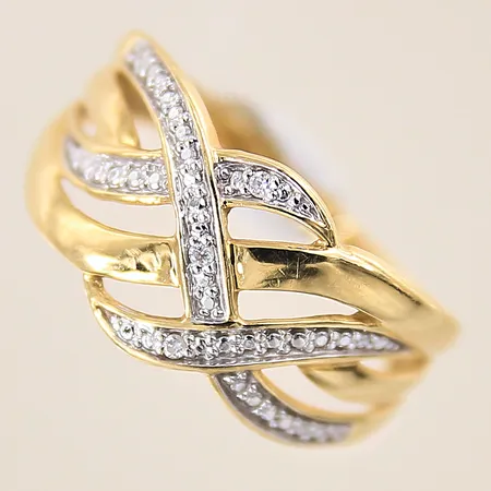 Ring med diamanter 3 x ca 0,005ct, stl 16¼, bredd 2-10mm, GHA, 18K  Vikt: 2 g