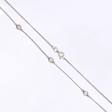 Halscollier med kulor, längd 50cm, bredd 1-5mm, silver 925/1000 Vikt: 3,5 g