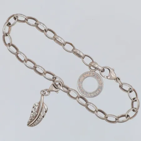 Armband, Thomas Sabo, 17,8cm, en berlock, 925/1000 silver Vikt: 9,3 g