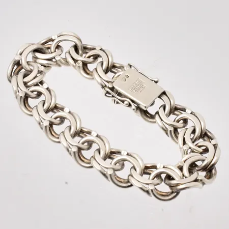 Armband i silver, 19cm, Bismarck, bredd 13,7mm, 830/1000, vikt 50,48g.