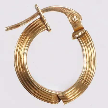 Örhänge, udda, 15mm, defekt, 18K  Vikt: 0,5 g