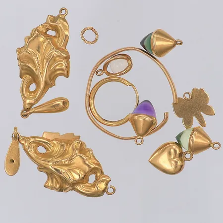 Diverse defekt guld, stenar, 18K Vikt: 9,8 g