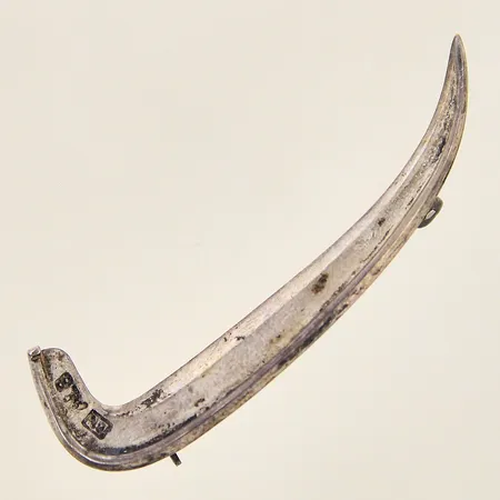 Brosch, 50x6mm, något oxiderad, silver 830/1000 Vikt: 4 g