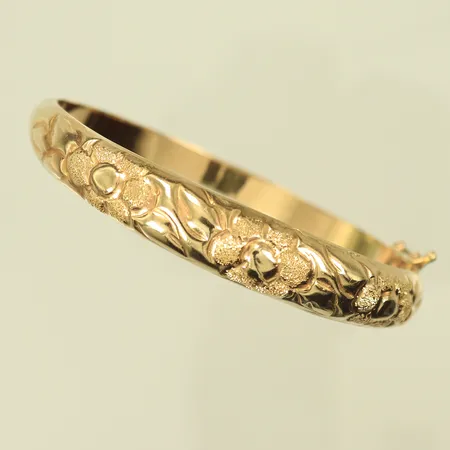 Armring öppningsbar, omkrets 18cm, bredd 6-10 mm, 14K Vikt: 13,4 g