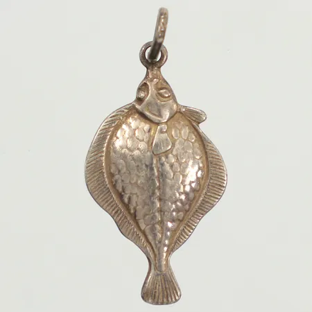 Hänge plattfisk, längd 30mm, bredd 13,7mm, 925/1000 silver  Vikt: 2,3 g