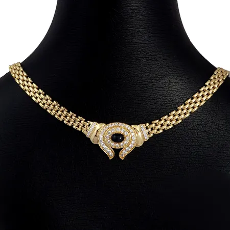 Collier, 14K guld, Safir 4,7 x 7 mm, cubic zirconia, tillverkarstämpel ASG, längd 45,0 cm, kedjans bredd 7 mm, mittdelens storlek 20 x 33 mm, fint skick, stenar utan anmärkning Vikt: 40,4 g