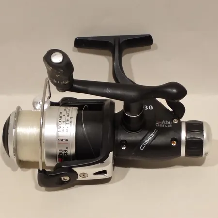 Fiskerulle Abu Garcia, Cardinal Classic 30, repor, märken Skickas med paket.