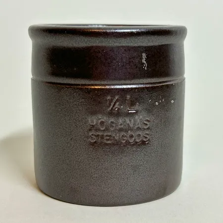 Kruka, Höganäs, ¼ liter, höjd 7,3cm, etikett i botten