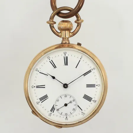 Fickur, boett i 14K, manuell, ca 47mm, boettnr 237690 3, innerboett i metall, repigt, klockkedja i oädel metall, bruttovikt 98,6g, inga övriga tillbehör.