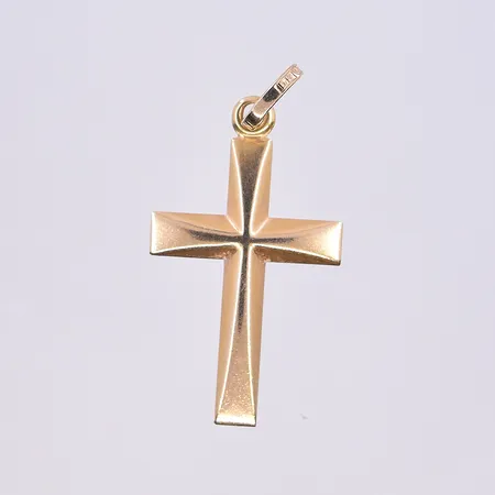 Hänge Kors, längd 28 mm, bredd 14 mm, 18K. Vikt: 0,7 g