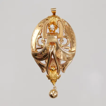 Hänge, 33x66mm, liten pärla, brosch nål saknas, GD&Co Malmö år 1938, 18K  Vikt: 8,3 g