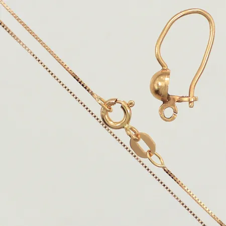 Diverse guld, defekt, 18K Vikt: 1,6 g