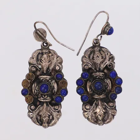 Ett par örhängen med lapis lazuli, längd 55mm, stenar saknas, 925/1000 silver Vikt: 11 g