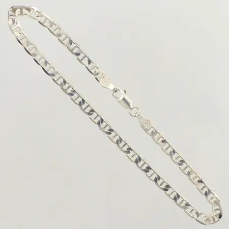 Armband, längd 22cm, bredd 4,1mm, 925/1000 silver Vikt: 5,4 g