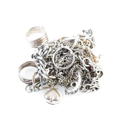 Diverse silversmycken Vikt: 128 g