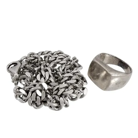 Halskedja Pansar + Klackring, silver, kedjan stämplad 925/1000, Guldfynd/GFAB, längd 45,5 cm, bredd 5,5 mm, ring Ø16¾ mm, bruksmärken, låsögla saknas på kedjan, gravyr  Vikt: 33,7 g