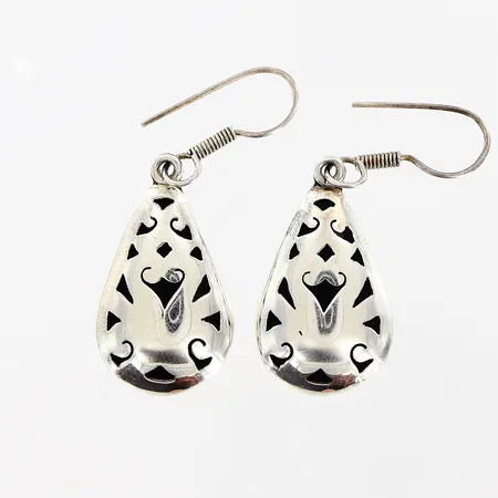 Ett par örhängen, krokfäste, 45x15mm, silver 925/1000 Vikt: 3,6 g