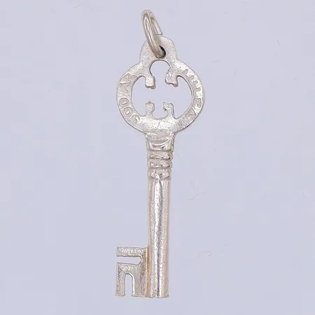 Hänge, Gammelstads nyckel, Luleå 500år, 32mm, Arktis smedjan, 925/1000 silver Vikt: 1,6 g