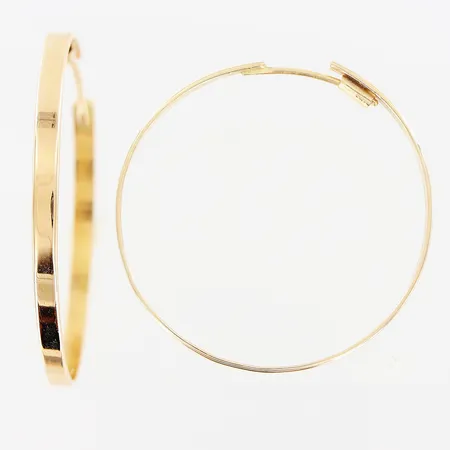 Ett par örhängen, creoler, Ø44mm, mindre bucklor, 14K Vikt: 9,5 g