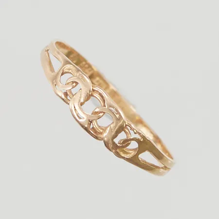 Ring Bismarck Ø17, bredd: 4,3mm, 18K 0,9g.