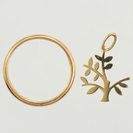 Ring, hänge, grayvr, defekt, 18K  Vikt: 2,9 g