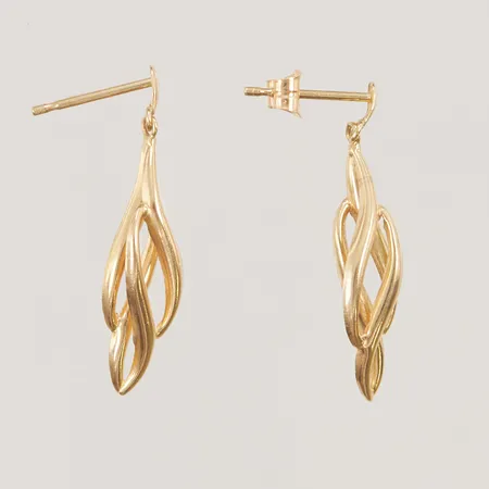 Örhängen, ett par, ett låsstopp saknas, 2,5cm, 18K, 0,8g.