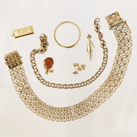 Diverse guld, skadat/defekt, 18K guld Vikt: 38 g
