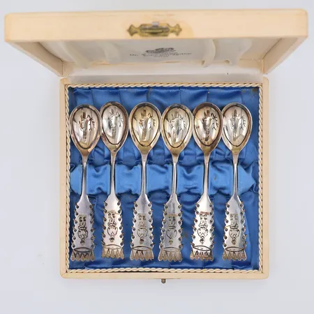 6 Kaffeskedar, modell Same, 11cm, Fritz Olsson, Bolidensilver, år 1952, 830/1000 silver, originaletui Vikt: 75,8 g