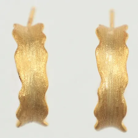 Ett par örhängen, Ø17mnm, bredd 5,5mm, förgyllda, 925/1000 silver  Vikt: 3,3 g