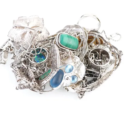 Diverse silversmycken Vikt: 190 g