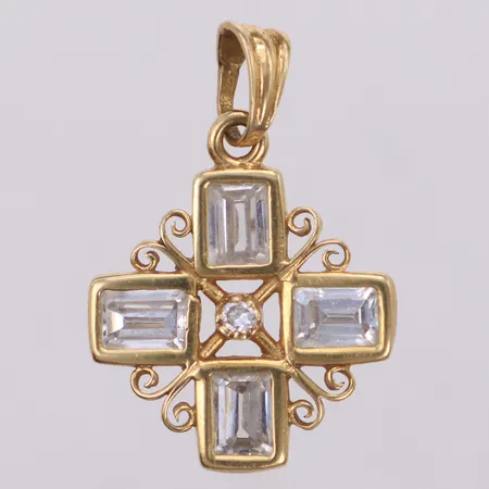 Hänge med vita stenar, längd 31,3mm, bredd 21,1mm, 14K Vikt: 4 g
