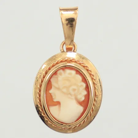 Hänge med Camé, längd 20mm inklusive ögla, bredd 11mm, GHA, 18K  Vikt: 1 g