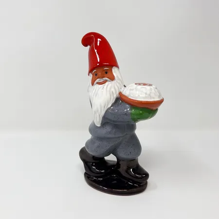 Tomte glaserat lergods, plats för sterainljus, Rolf Berg Torshälla, höjd:22cm,  Skickas med paket.