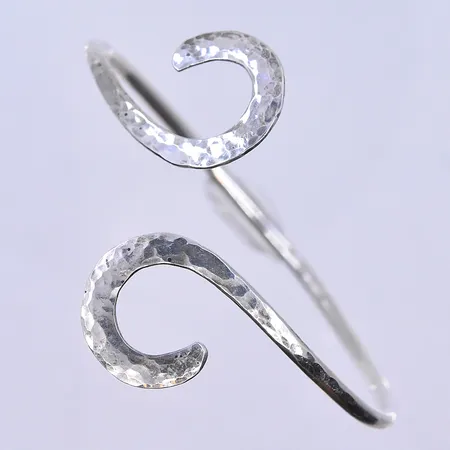 Armring, Ø68 mm, bredd 3 mm, silver 925/1000. Vikt: 19 g