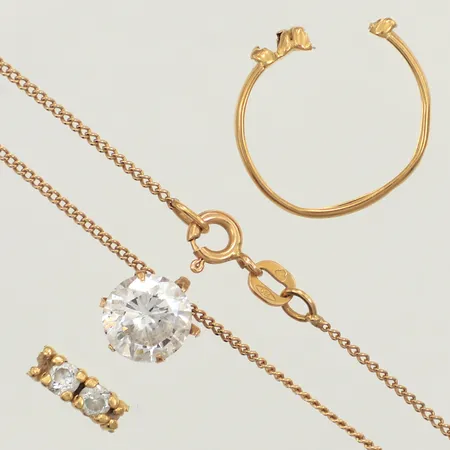 Diverse guld, defekt, 18K  Vikt: 4,8 g