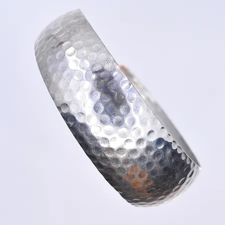 Armring, Ø54 mm, bredd 14-23 mm, silver 925/1000. Vikt: 20,9 g