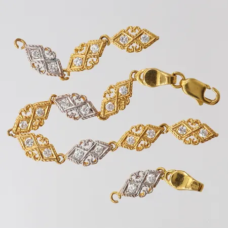 Guldskrot, stenar, defekt, 22K Vikt: 10,8 g